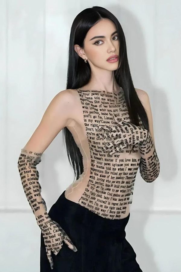 Letter Printed Top with Gloves