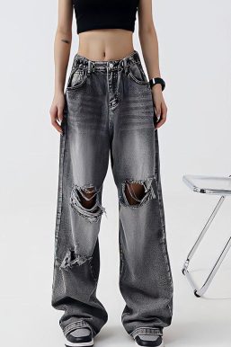 Light Wash Low Rise Ripped Jeans