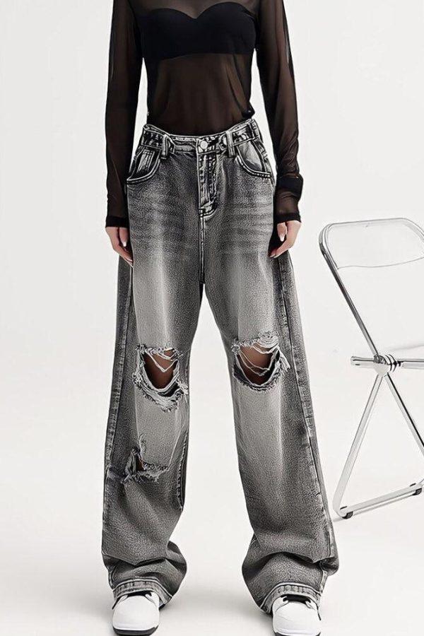 Light Wash Low Rise Ripped Jeans