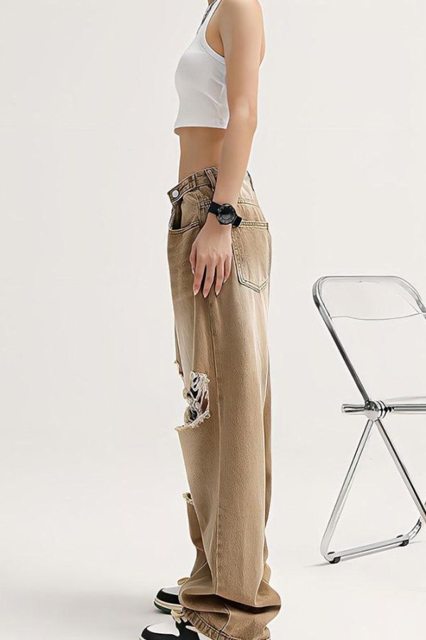 Light Wash Low Rise Ripped Jeans