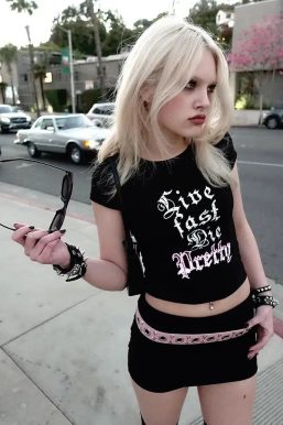 Live Fast Die Pretty Tee