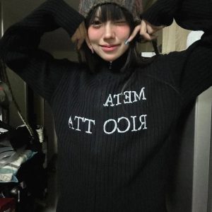 Meta Ricotta Cardigan