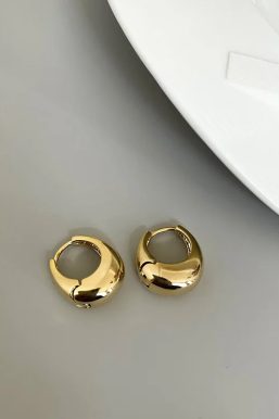 Minimal Round Earrings