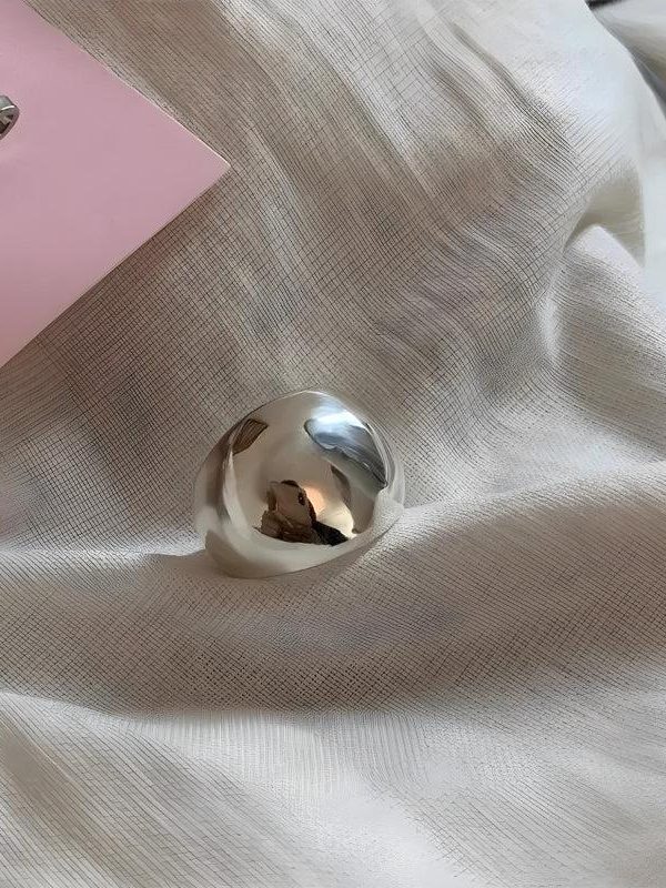 Minimalist Round Ring