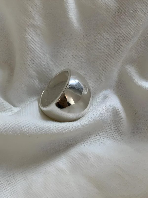 Minimalist Round Ring