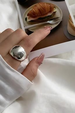 Minimalist Round Ring