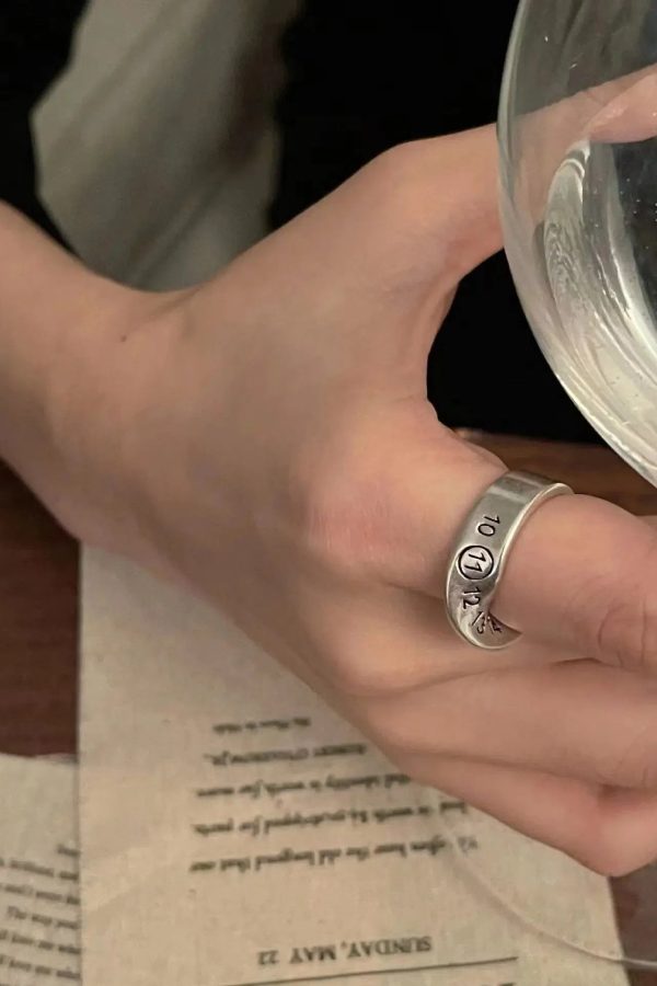 Twisted Numbers Design: Stunning Gold Belly Button Piercing Rings