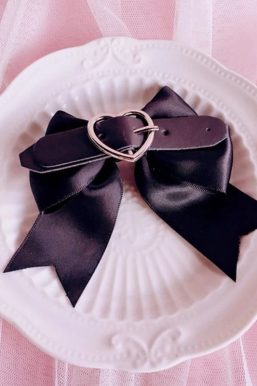 Pastel Goth Belted Bow Hair Pins