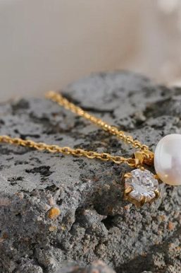 Pearl & Diamond Necklace