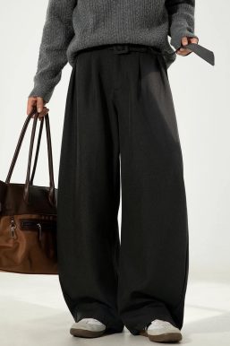 Pleated Wide Pants
