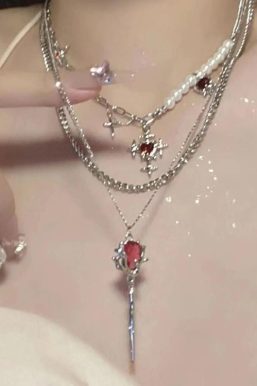 Rose Shaped Stoned Necklace