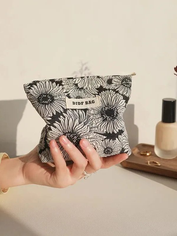 Soft Girl Floral Mini Makeup Bag