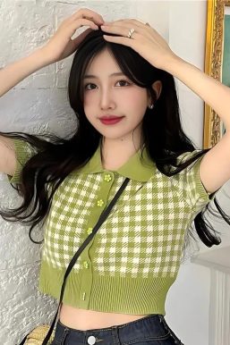 Soft Girl Plaid Crop Cardigan