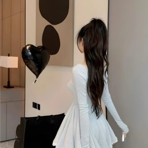 Soft Girl Sweetheart Neckline Mini Dress