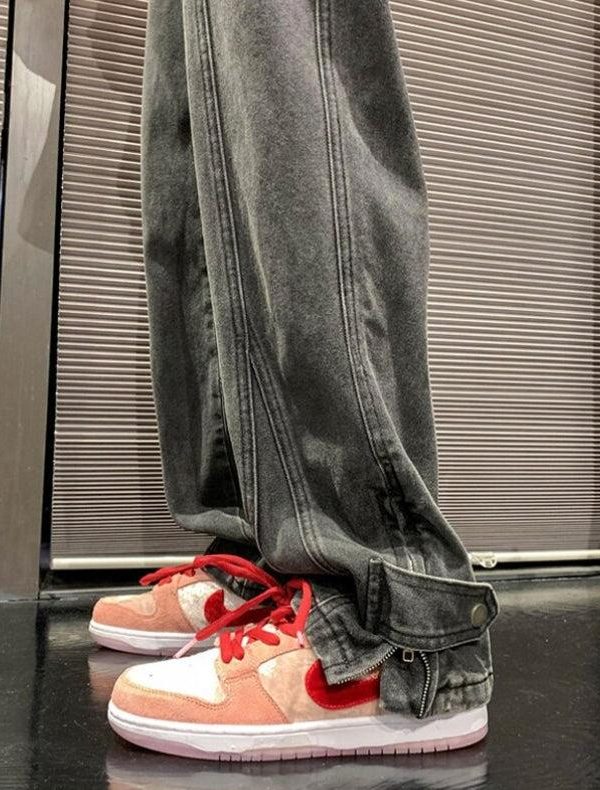 Straight Leg Baggy Jeans