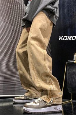 Straight Leg Baggy Jeans