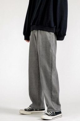 Straight Leg Mid Rise Baggy Jeans