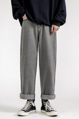 Straight Leg Mid Rise Baggy Jeans