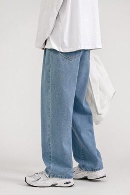 Straight Leg Mid Rise Baggy Jeans