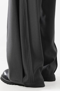 Tailored Pleated Wide Leg Pants