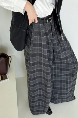 Ultra-Wide Plaid Pants