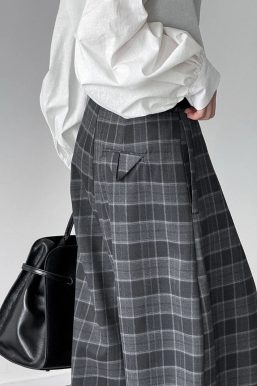 Ultra-Wide Plaid Pants