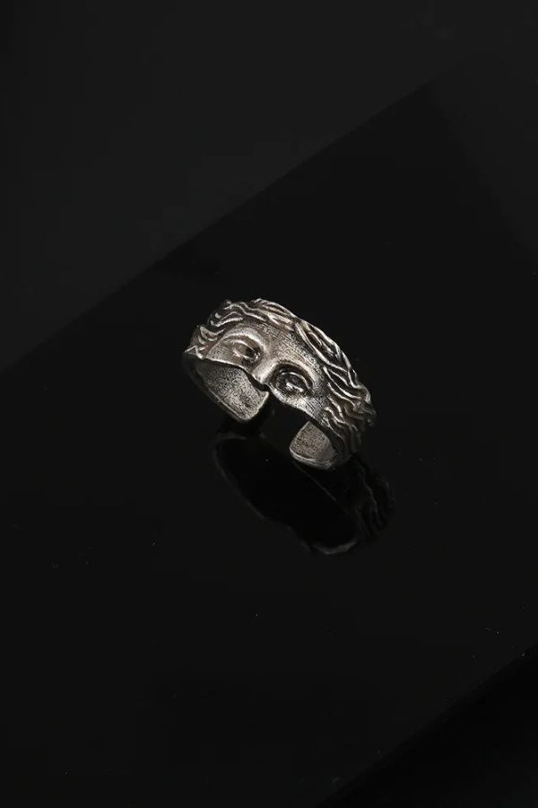 Venus Ring