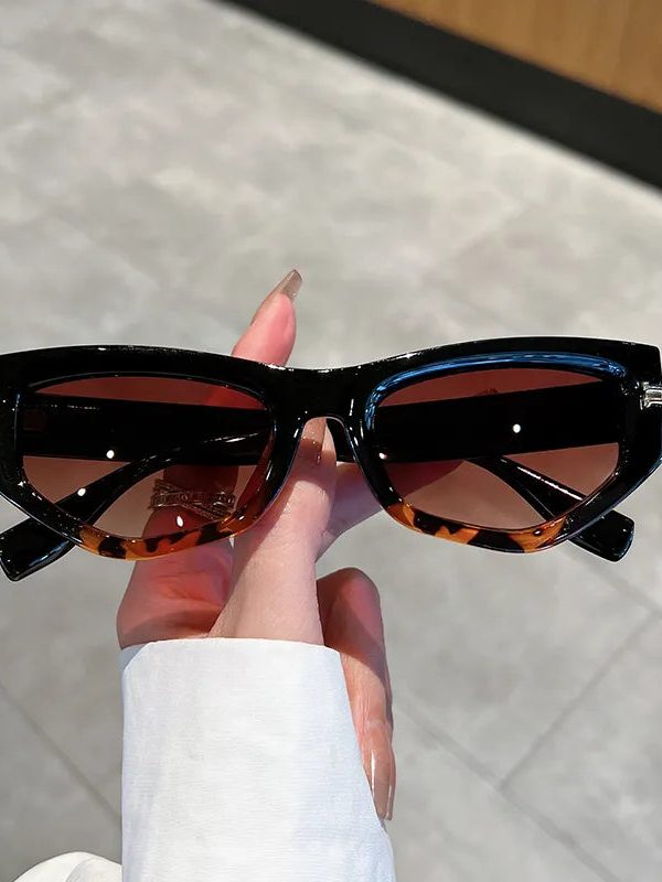 Vintage Cat Eye Sunglasses