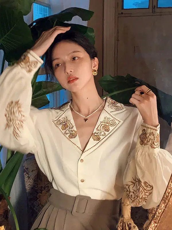 Stylish Vintage Collar Shirt for Trendy Vintage Fall Outfits