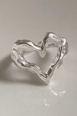 Wavy Heart Silver Ring