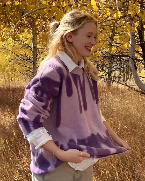 Wavy Line Design Knitted Sweater