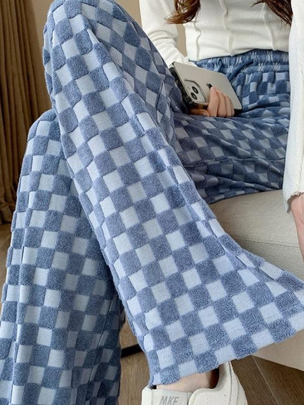 Y2K Checkered Sweatpants