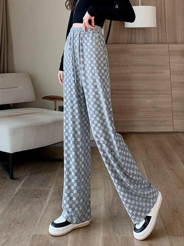 Y2k Checkered Sweatpants: Embrace Nostalgia with Trendy Comfort