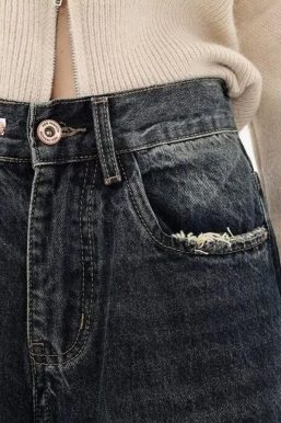 Y2K Distressed Pocket Wide Leg Jeans