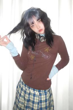 Y2K Dolphin Turtleneck Top