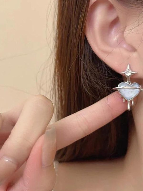 Y2K Melting Heart Earrings