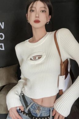 Y2K Ribbed Cropped Sweater