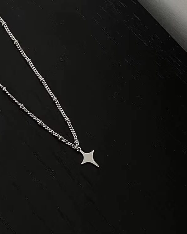 Y2K Star Silver Necklace